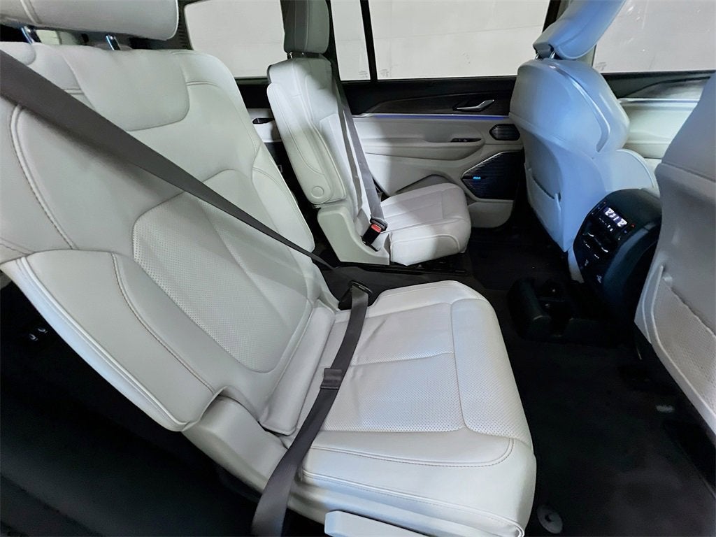 2021 Jeep Grand Cherokee L Overland 4x4