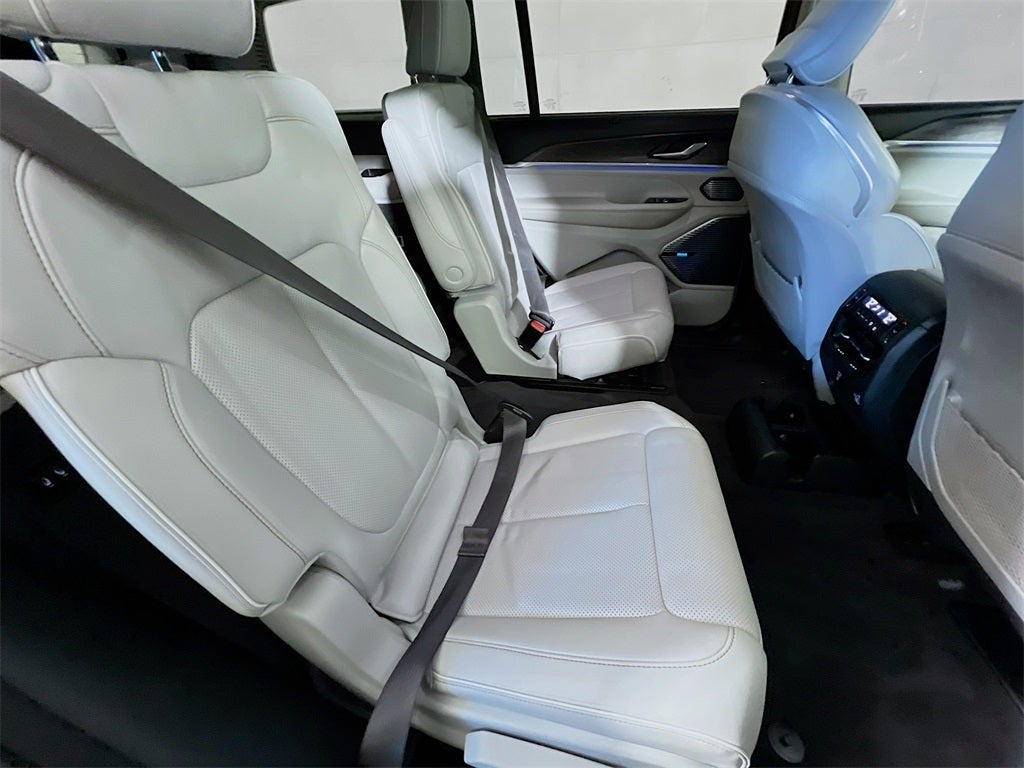 2021 Jeep Grand Cherokee L Overland 4x4