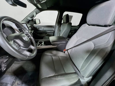 2020 RAM 1500 Big Horn Crew Cab 4x4 5'7" Box