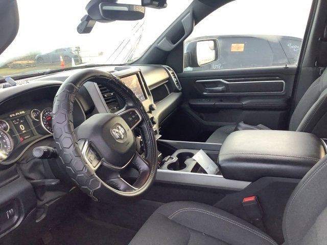 2020 RAM 1500 Big Horn Crew Cab 4x4 5'7" Box