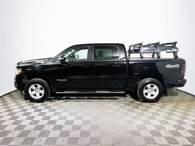 2020 RAM 1500 Big Horn Crew Cab 4x4 5'7" Box