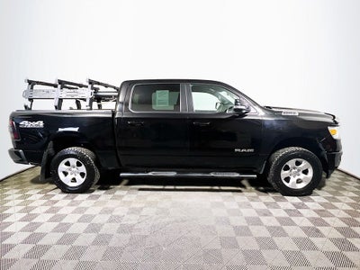 2020 RAM 1500 Big Horn Crew Cab 4x4 5'7" Box