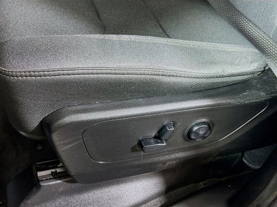 2020 RAM 1500 Big Horn Crew Cab 4x4 5'7" Box