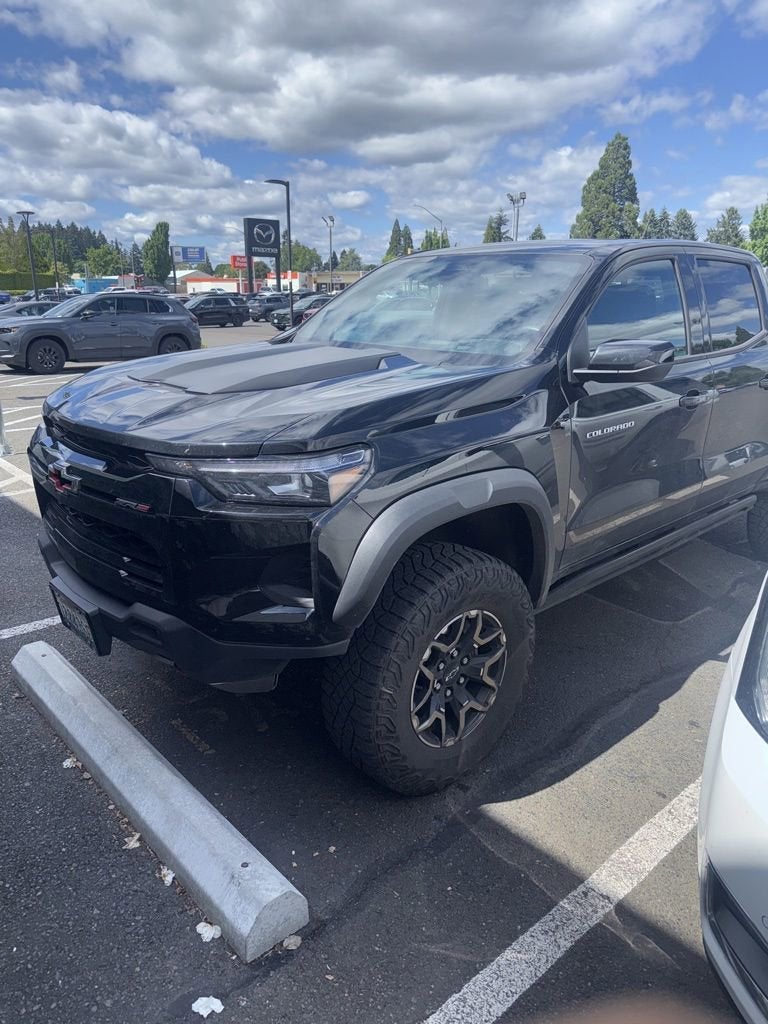 2023 Chevrolet Colorado 4WD ZR2 Crew Cab Short Box's photo