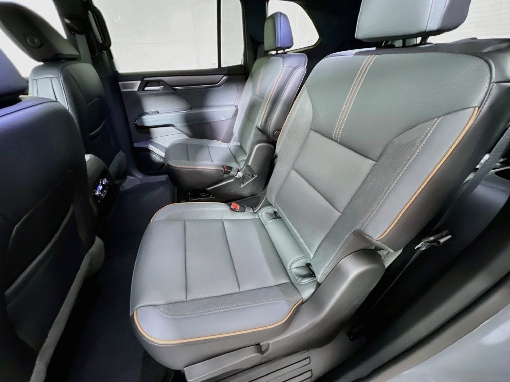 2027 GMC Acadia AT4