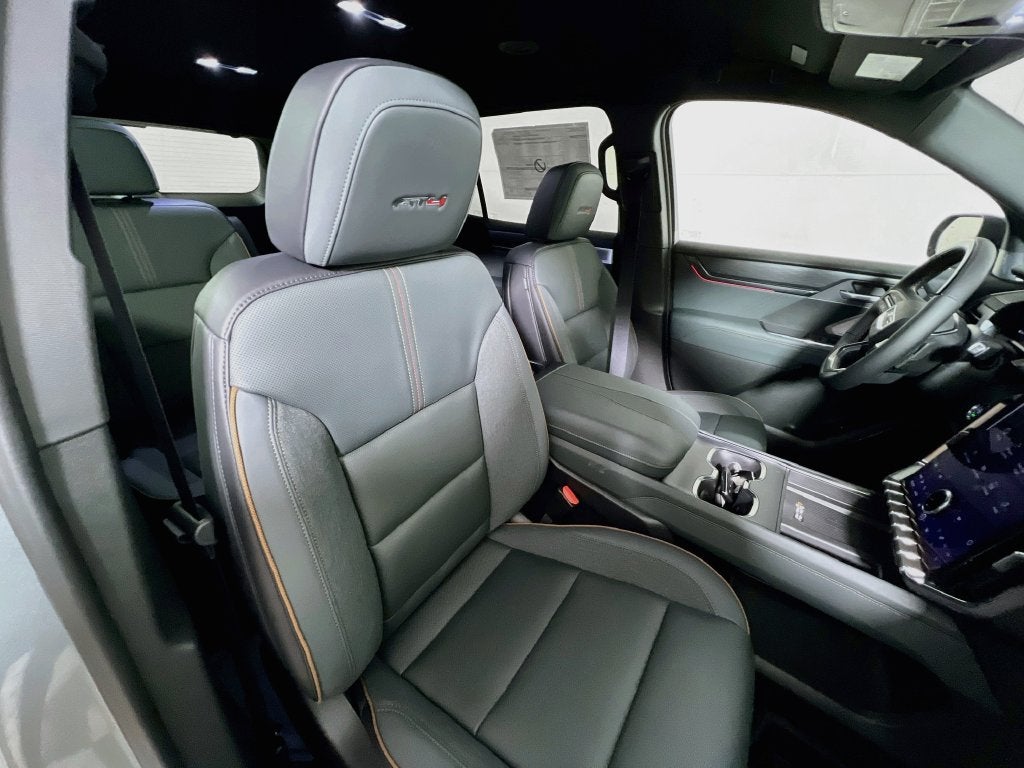 2027 GMC Acadia AT4