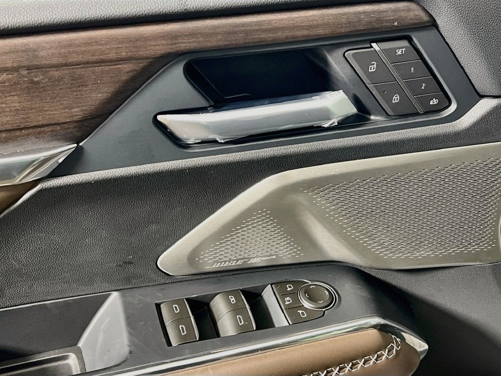 2027 GMC Acadia Denali Ultimate