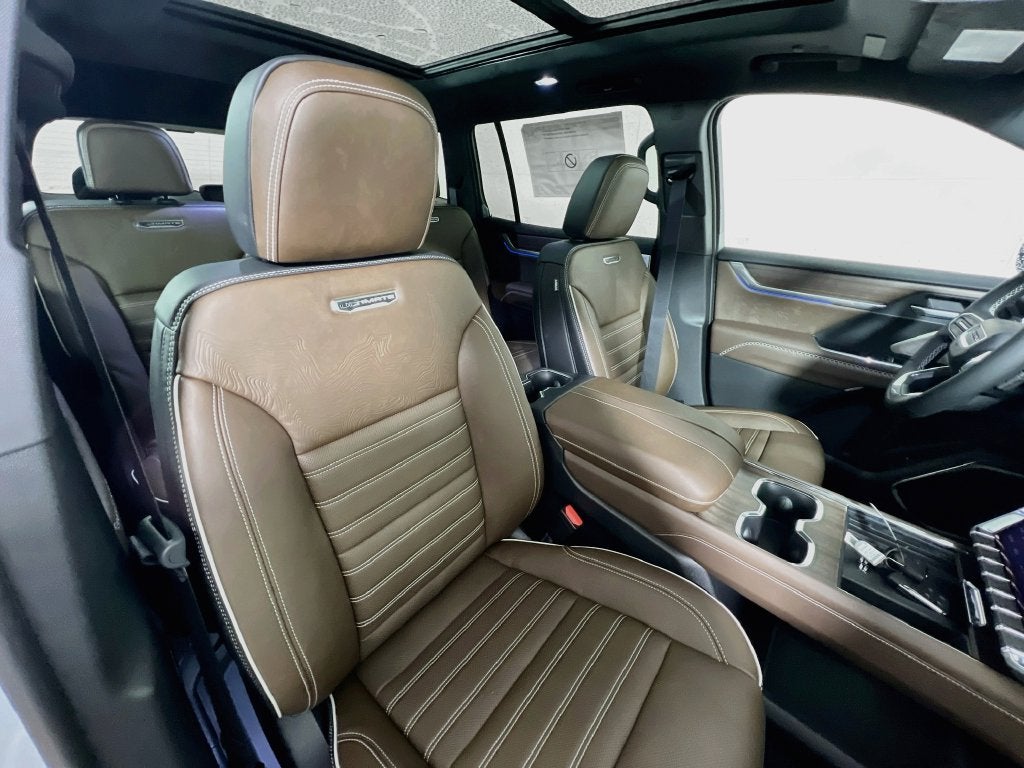 2027 GMC Acadia Denali Ultimate