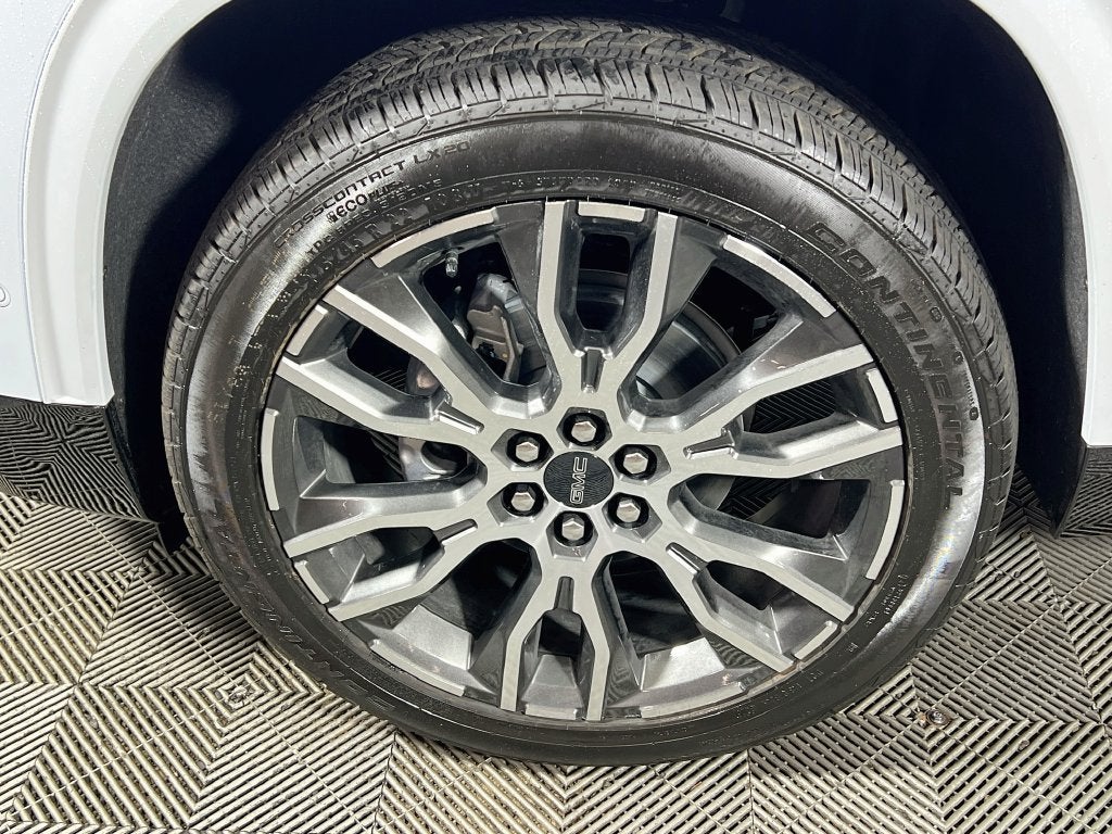 2027 GMC Acadia Denali Ultimate