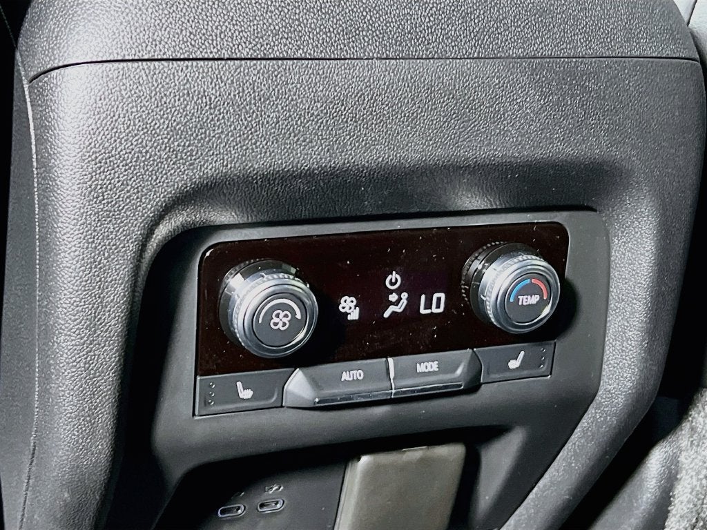 2027 GMC Acadia Denali Ultimate - Photo 21