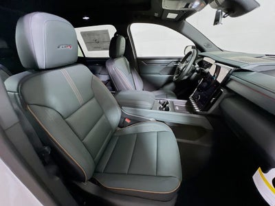 2025 GMC Acadia AT4