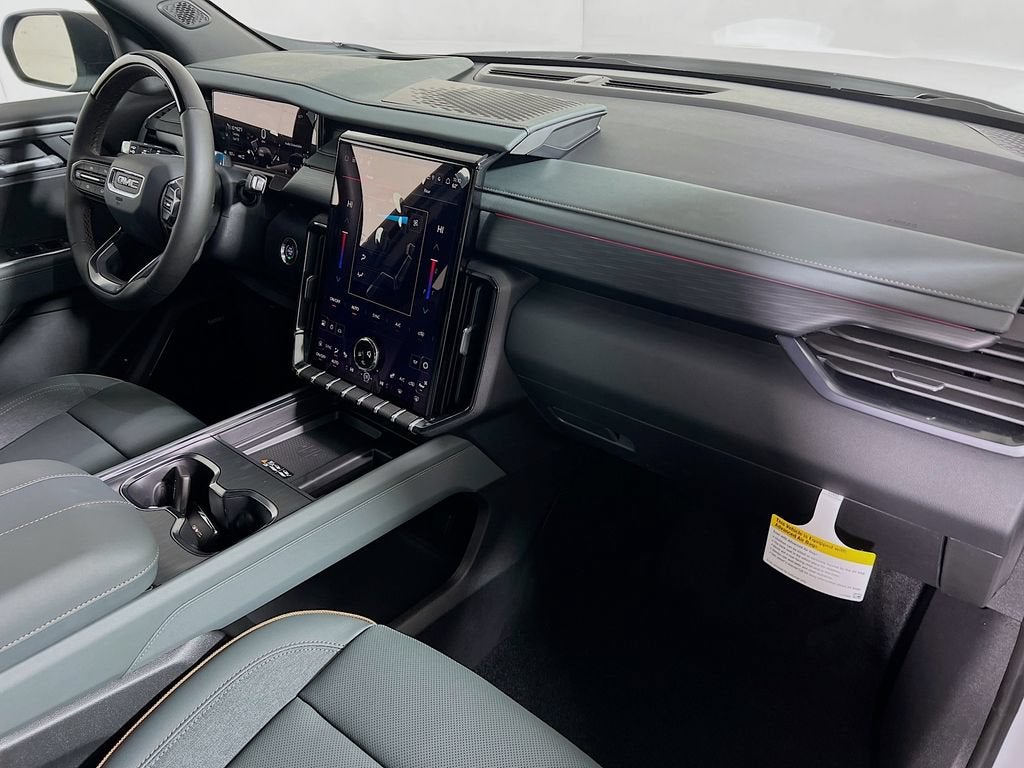 2025 GMC Acadia AT4