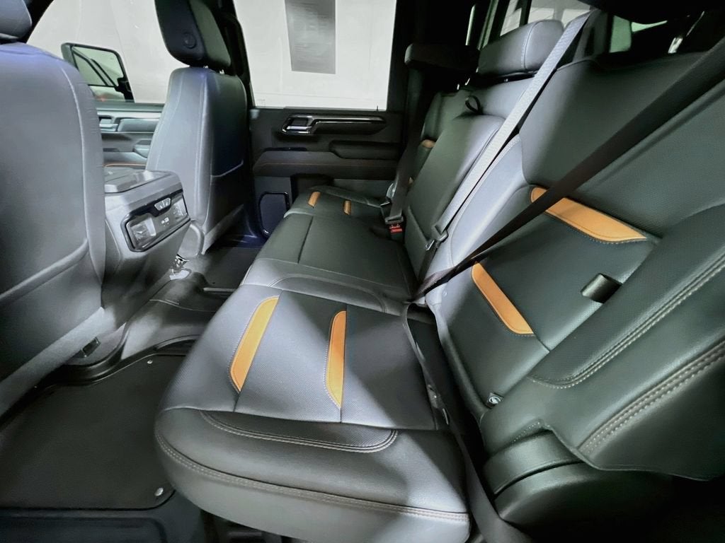 2024 GMC Sierra 3500 HD AT4