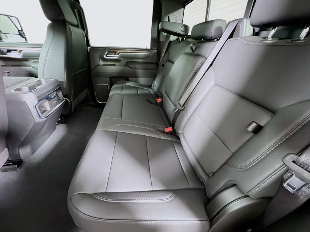 2026 GMC Sierra 3500 HD SLT