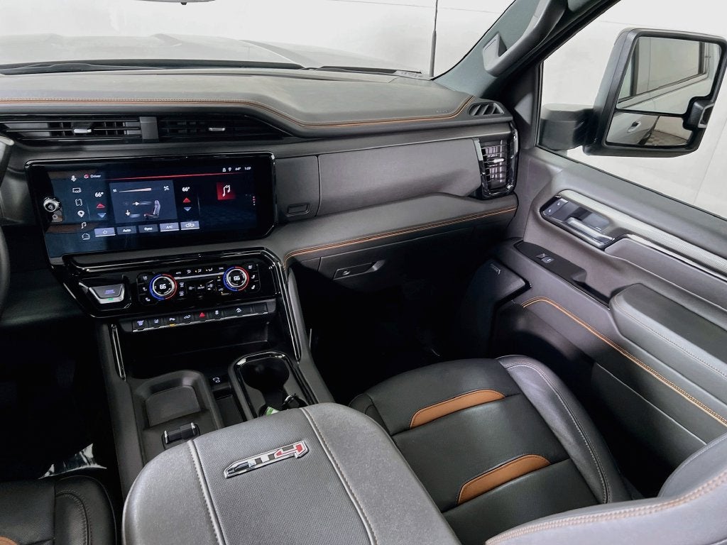 2025 GMC Sierra 3500 HD AT4