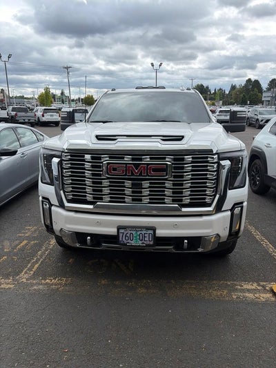2025 GMC Sierra 3500 HD Denali