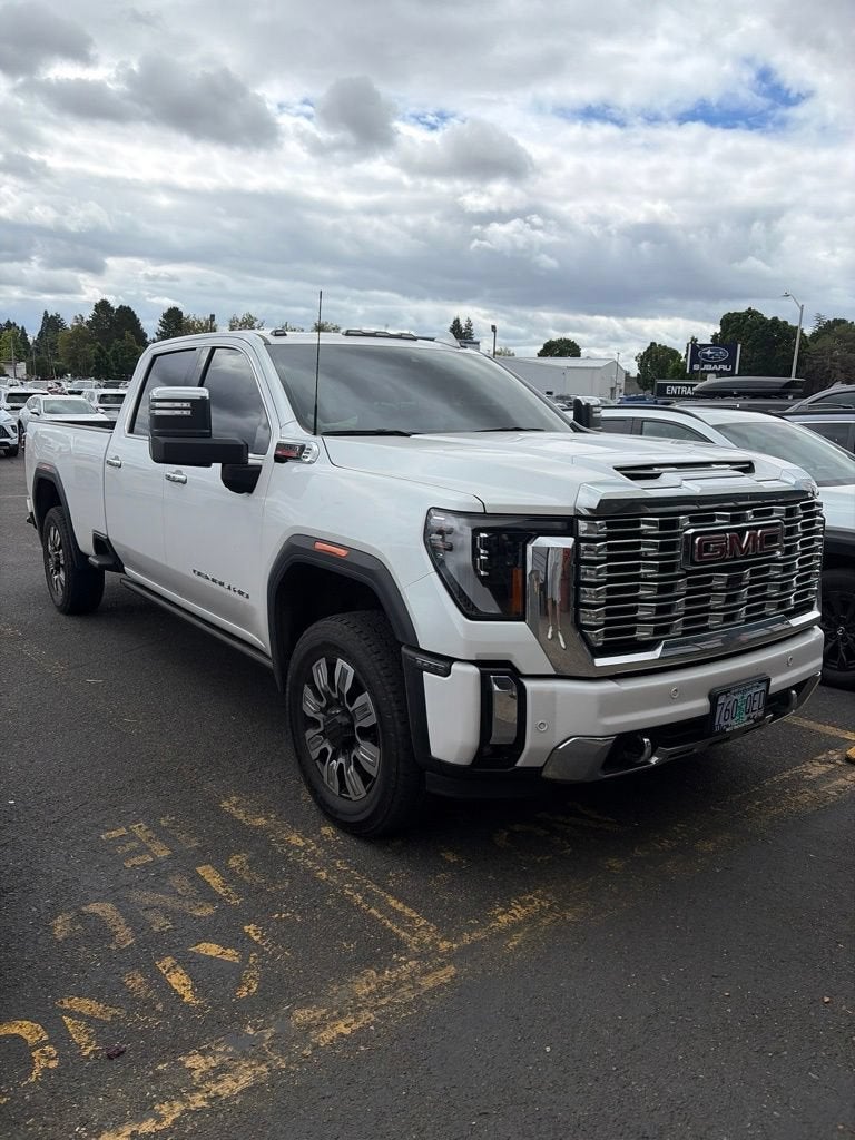 2025 GMC Sierra 3500 HD Denali
