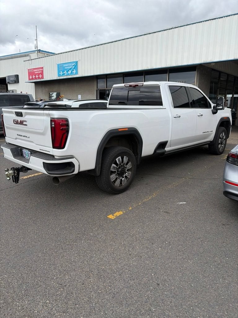 2025 GMC Sierra 3500 HD Denali