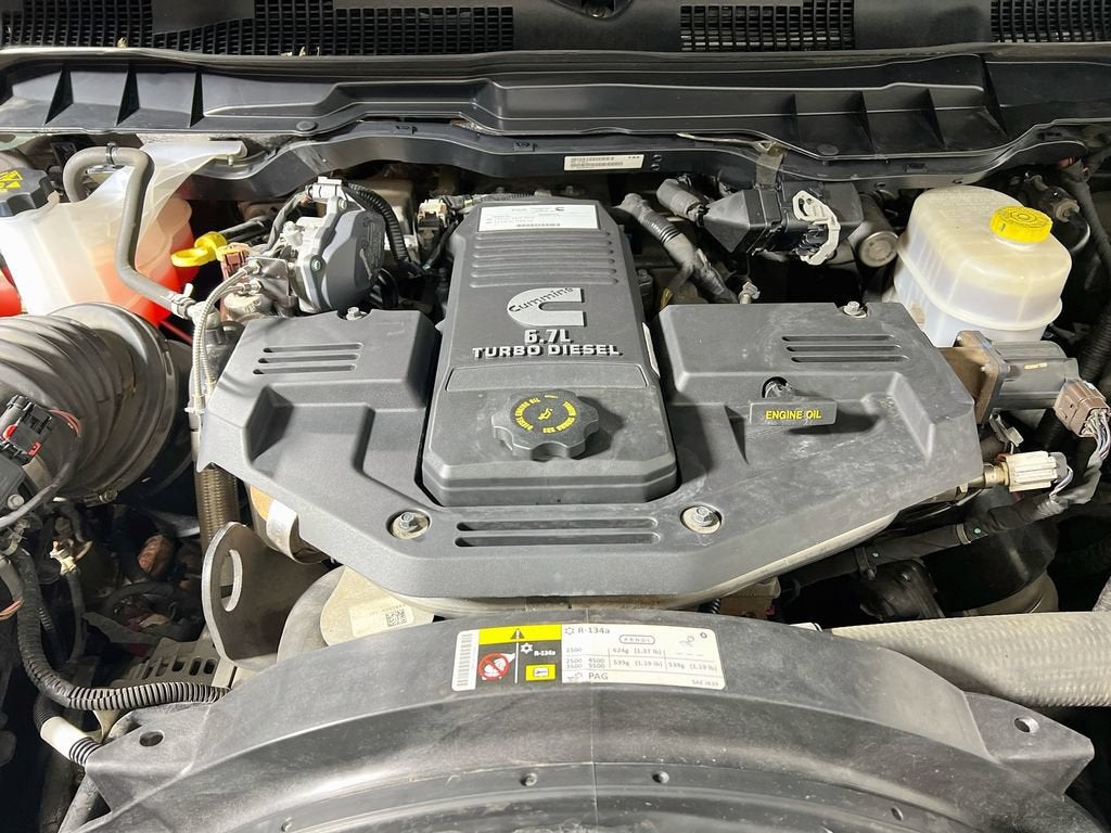2018 RAM 2500 Longhorn Crew Cab 4x4 6'4" Box