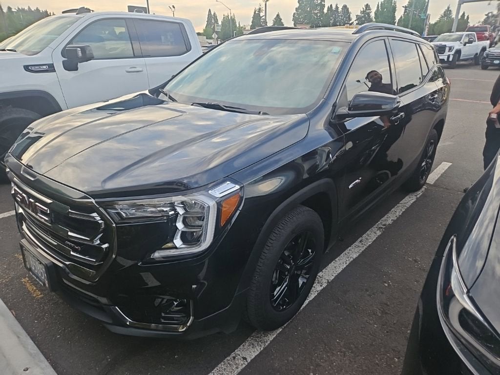 2024 GMC Terrain AT4