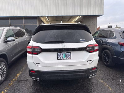 2025 Honda Pilot Sport