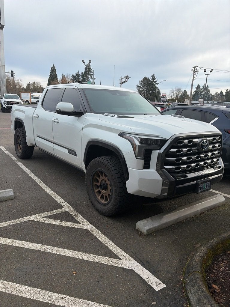 2023 Toyota Tundra Hybrid Platinum