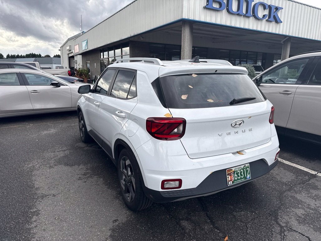 2022 Hyundai Venue SEL