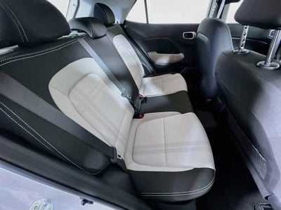 2021 Hyundai Venue SEL