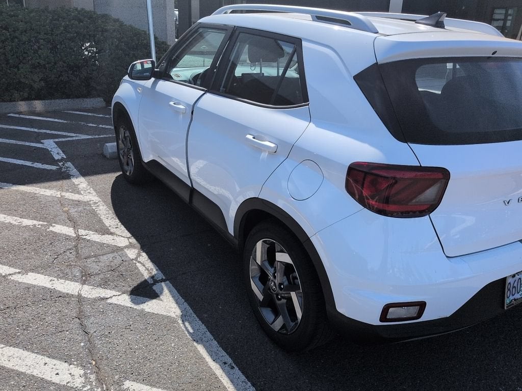 2021 Hyundai Venue SEL