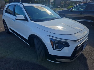 2023 Kia Niro SX Touring