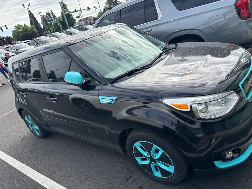2016 Kia Soul EV +