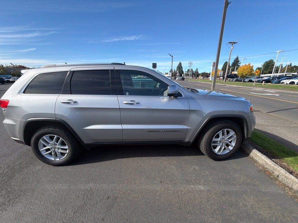 2017 Jeep Grand Cherokee Laredo