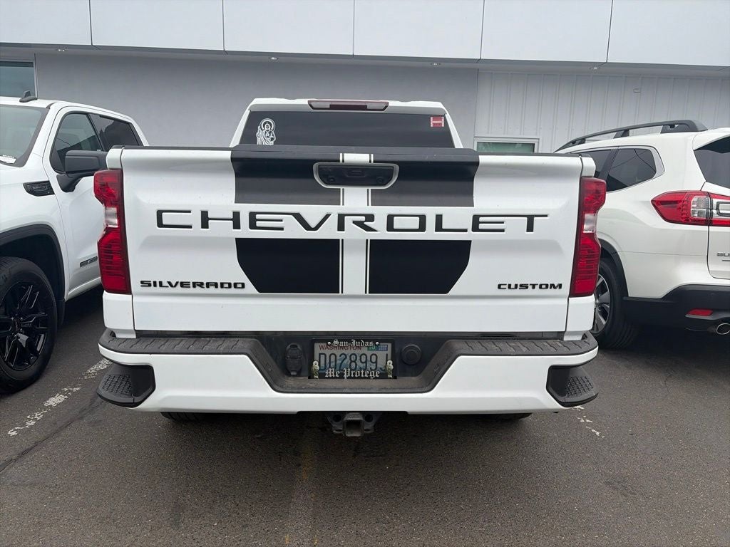 2022 Chevrolet Silverado 1500 Custom