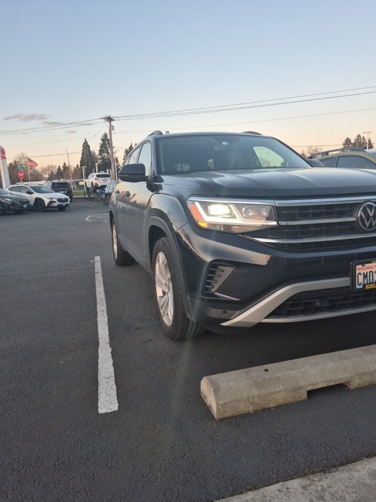 2023 Volkswagen Atlas 3.6L V6 SE w/Technology