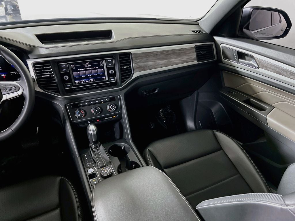 2022 Volkswagen Atlas Cross Sport 2.0T SE