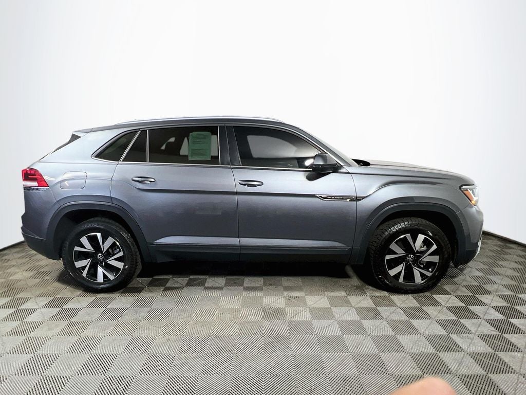 2022 Volkswagen Atlas Cross Sport 2.0T SE
