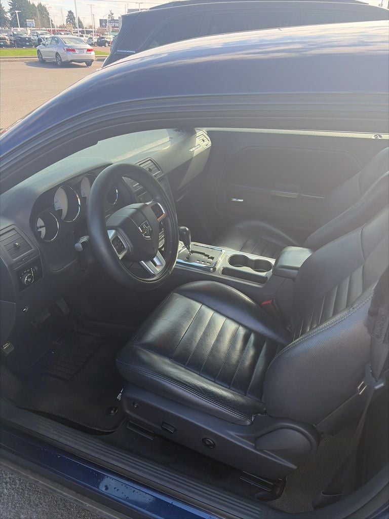 2013 Dodge Challenger SXT