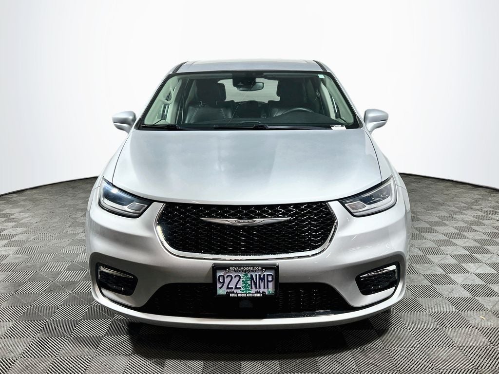2022 Chrysler Pacifica Hybrid Touring L