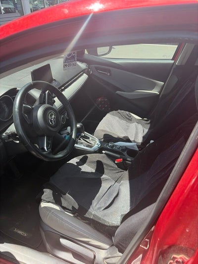 2020 Toyota Yaris XLE
