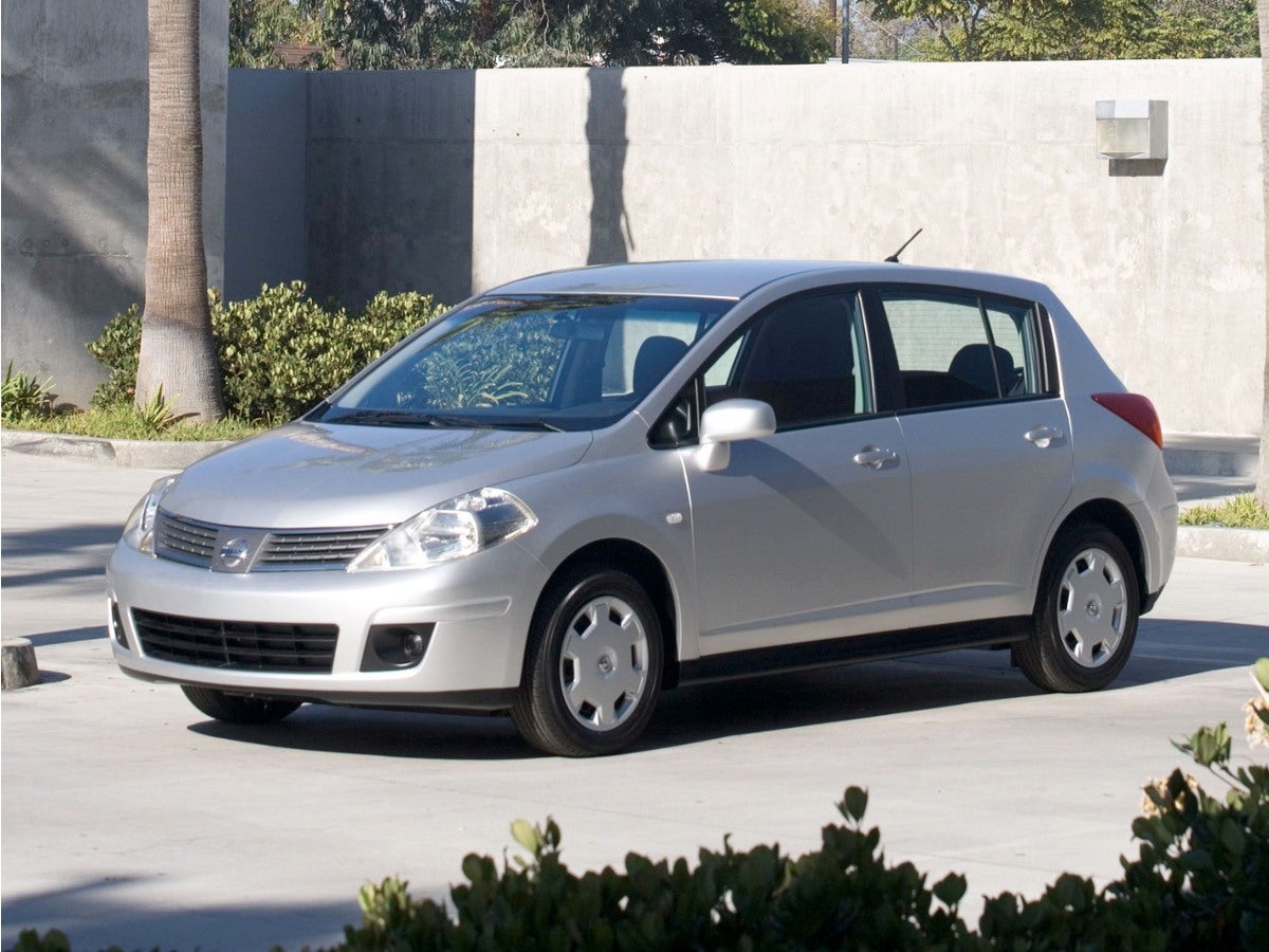 2012 Nissan Versa 1.8 S