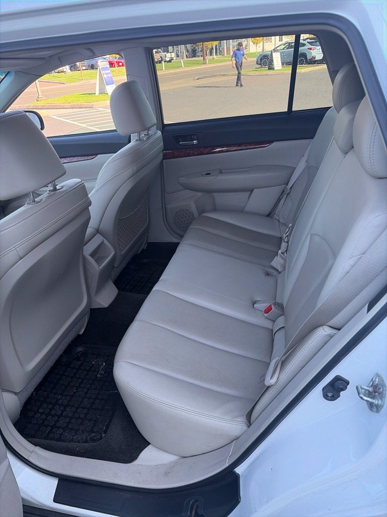 2011 Subaru Outback 2.5i Limited
