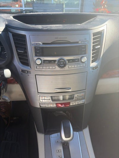 2010 Subaru Outback 2.5i Limited