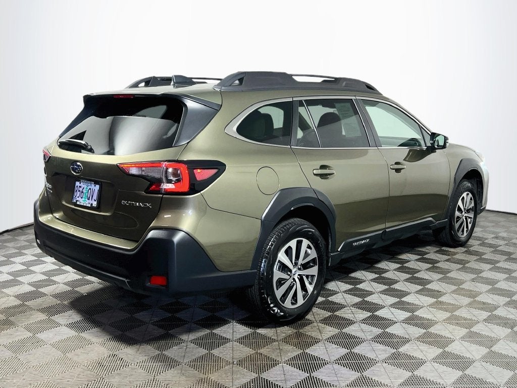 2025 Subaru Outback Premium
