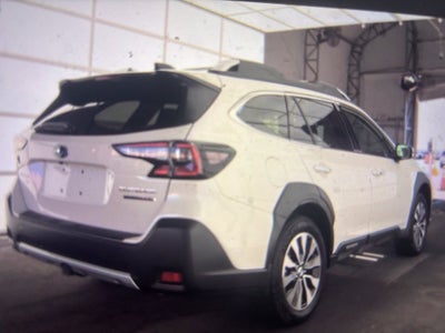 2025 Subaru Outback Touring XT
