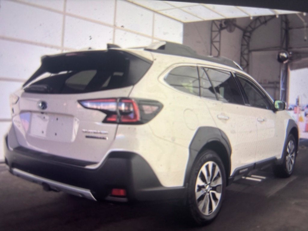 2025 Subaru Outback Touring XT