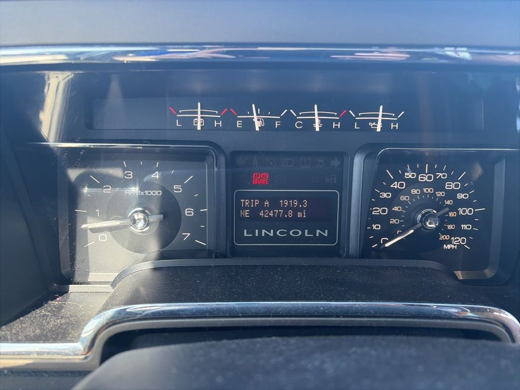 2011 Lincoln Navigator Base