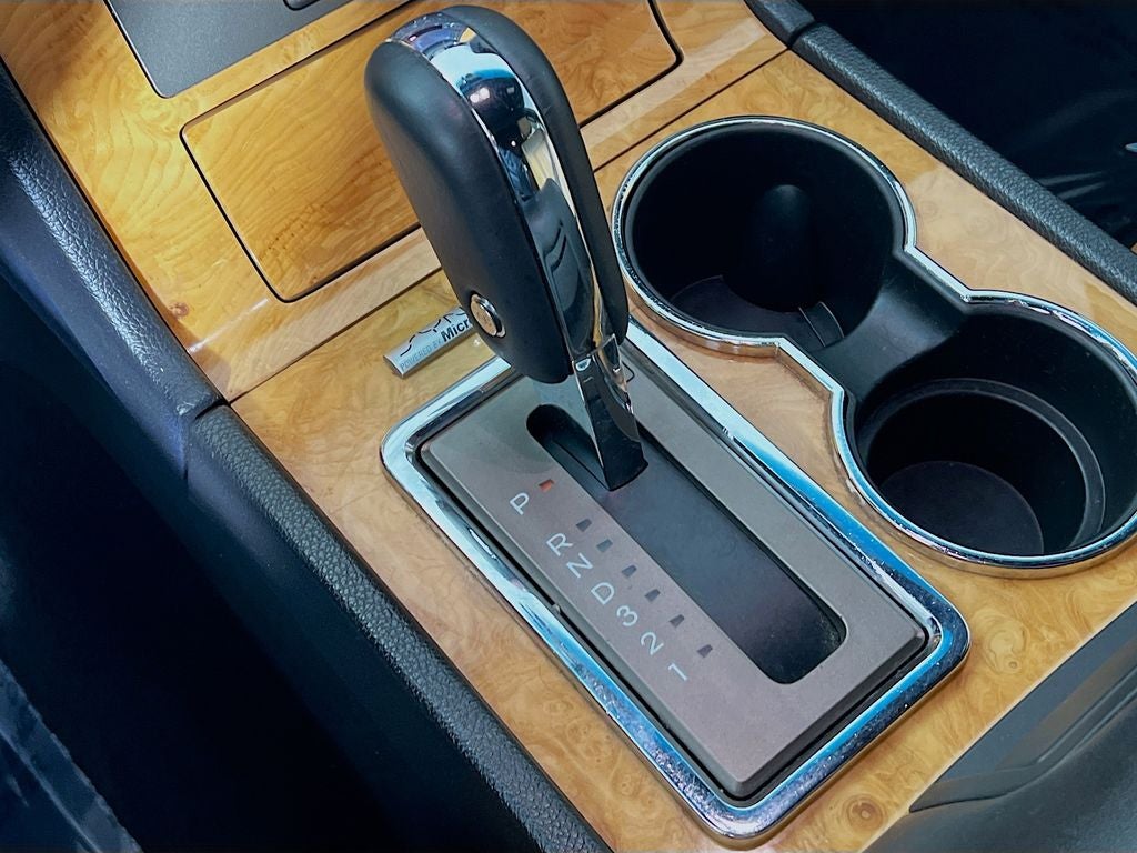 2011 Lincoln Navigator Base