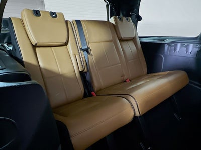 2011 Lincoln Navigator Base