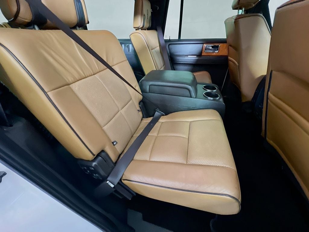 2011 Lincoln Navigator Base