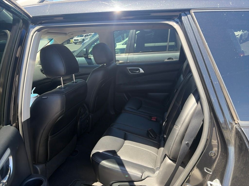 2015 Nissan Pathfinder Platinum